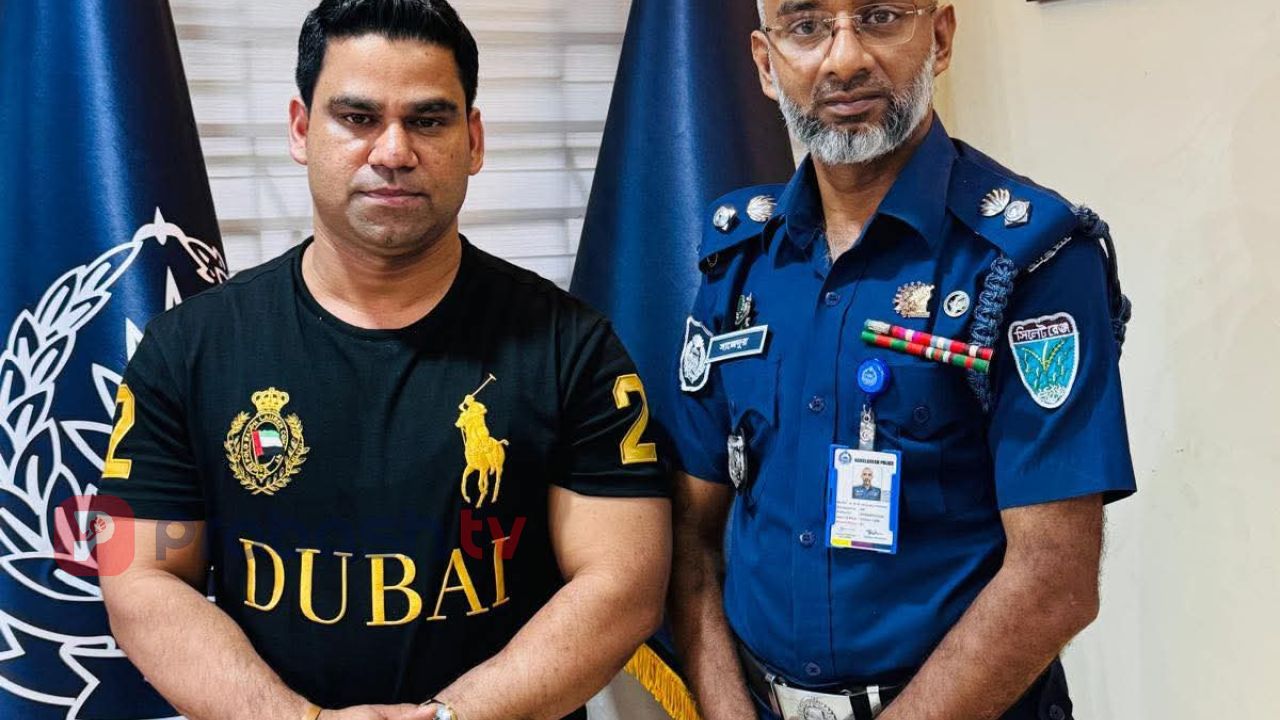 প্রবাসী মানবাধিকার কর্মী এম রহমান মাসুমের উপস্থিতিতে পুলিশের ব্যতিক্রমী উদ্যোগের খবর প্রকাশ